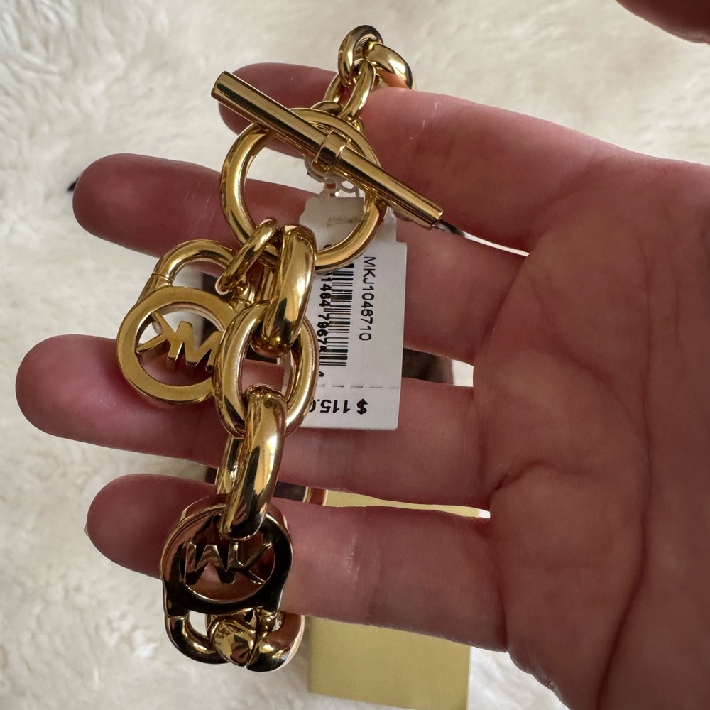 NWT Michael Kors Gold Tone Interlocking Chain Bracelet - Picture 6 of 8